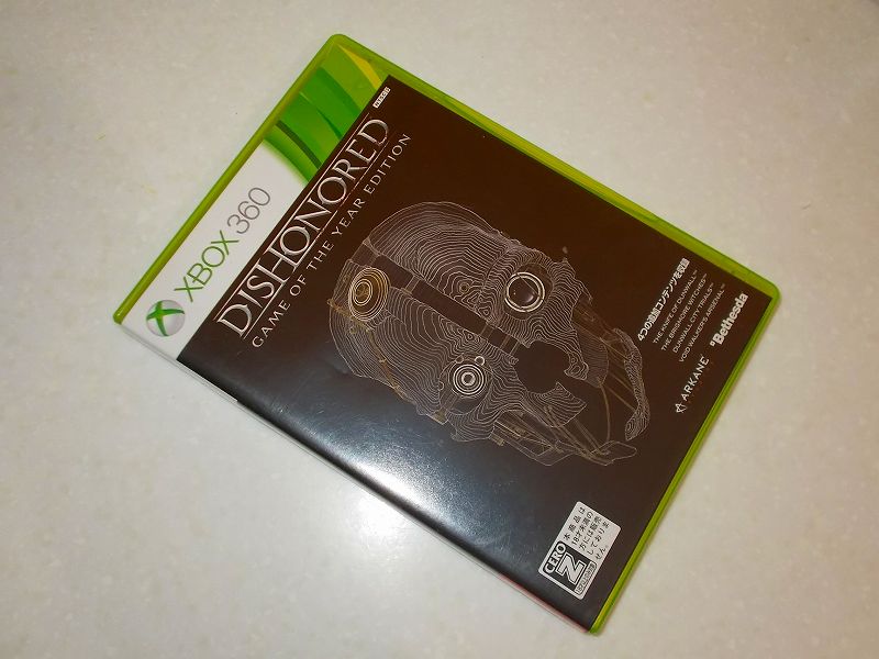 東芝サムスン製 DVD ドライブ TS-H352D の SH-D162D 化メモ、DVD ドライブ SH-D162D と Xbox Backup Creator で Xbox 360（XGD2）ディスクダンプ結果、DISHONORED GAME OF THE YEAR EDITION（Xbox 360） パッケージ