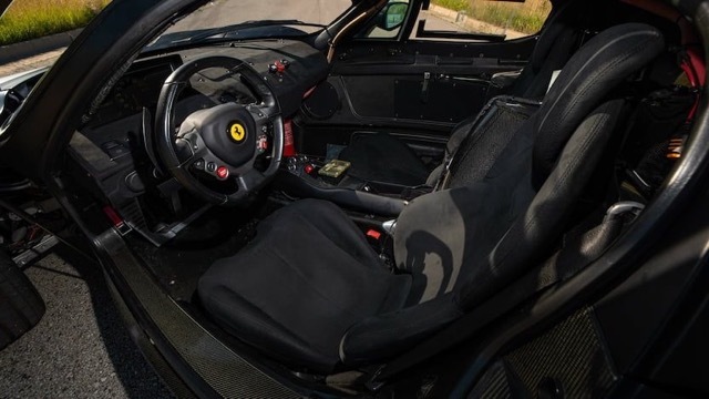 2012-Ferrari-LaFerrari-0-599168781 2022-6-30