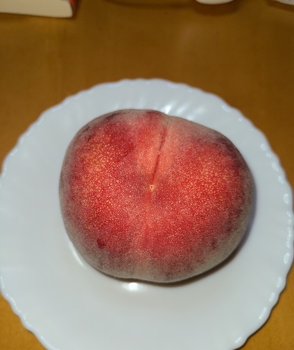 大きな桃